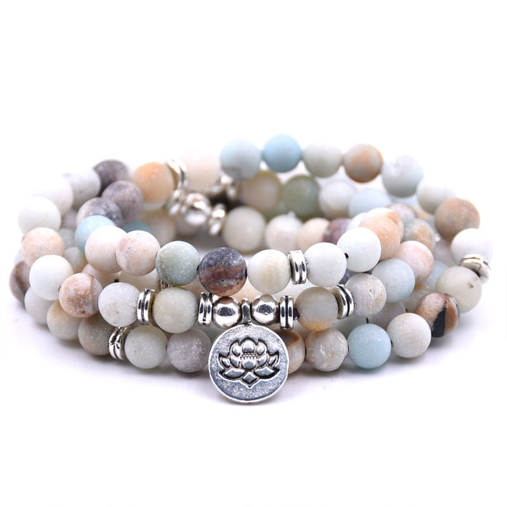 Bracelet mala Lotus / Om en pierre Amazonite avec charm